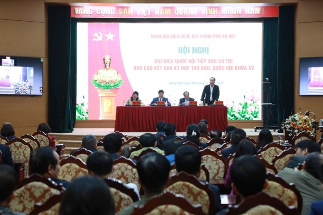 Đại biểu Quốc hội thành phố Hà Nội tiếp xúc cử tri các quận, huyện: Hoàn Kiếm, Long Biên, Đông Anh  